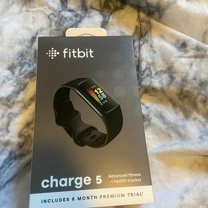 Fitbit Charge 5